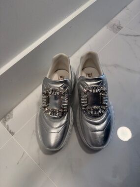 Roger Vivier Viv’ Run sneakers silver faux leather size 36